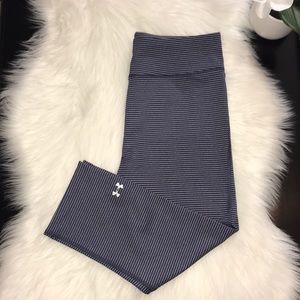 Under Armour cropped compression workout pants